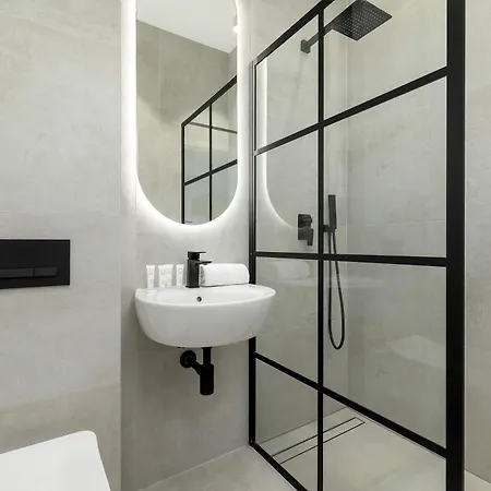 Modern With Parking And Garden By Renters Appartement